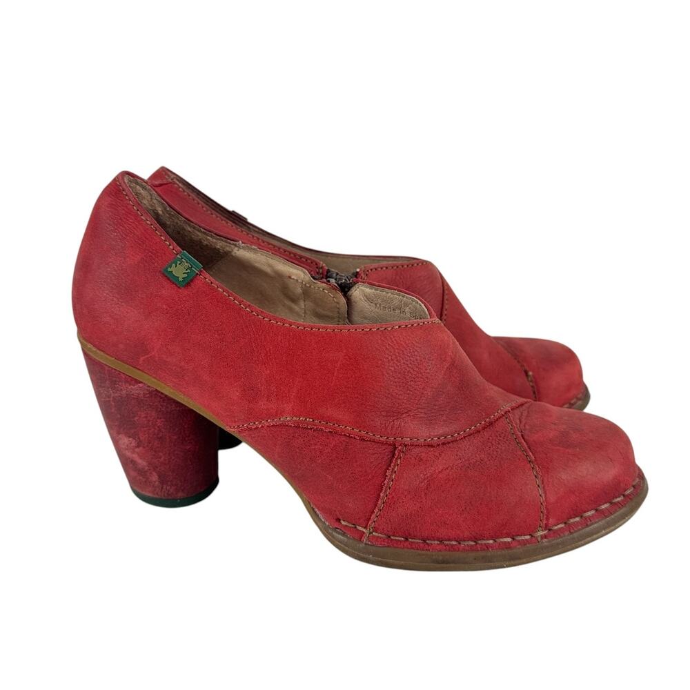 El Naturalista Red Leather Low Ankle Boot